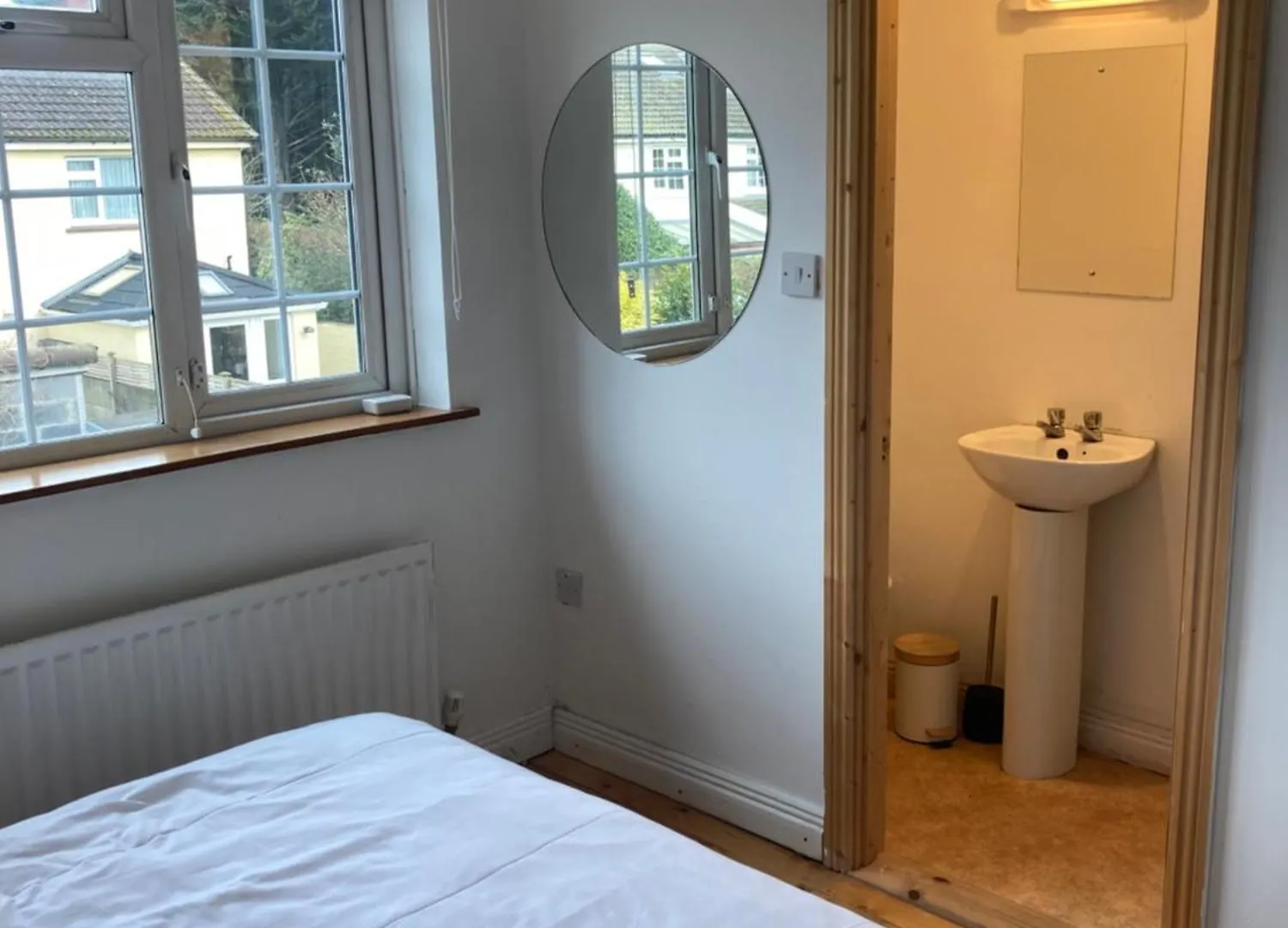 Entire Terraced Two Story Redbrick House With Parking In Secluded Cul De Sac Βίλα Δουβλίνο